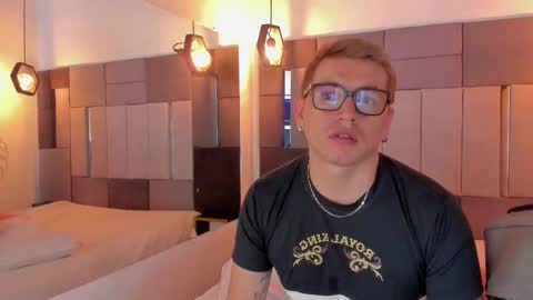 Snapshot of freyalane chatting on 14, 1, 2026 ALIS AND ALEX online show from 14, 1, 2026