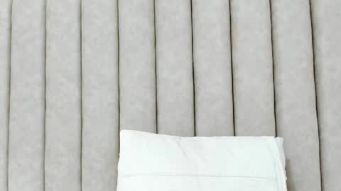 Snapshot of freyamoller_ chatting on 8, 4, 2026 FreyaMoller online show from 8, 4, 2026