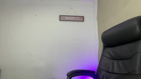 freyva_ online show from 9, 3, 2026