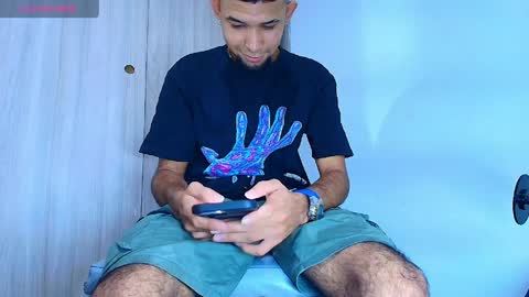 Snapshot of freyva_ chatting on 8, 4, 2026 freyva_ online show from 8, 4, 2026