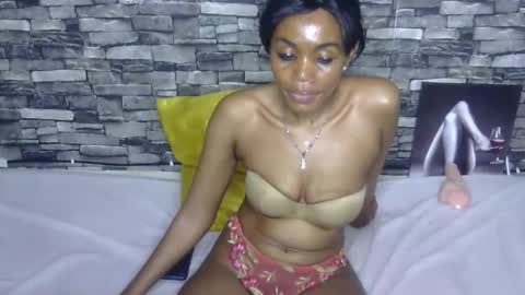 Snapshot of frianebony chatting on 29, 10, 2025 Frian online show from 29, 10, 2025