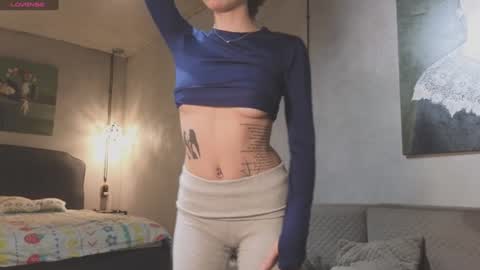 Snapshot of friend_foryou chatting on 3, 1, 2025 Lina online show from 3, 1, 2025