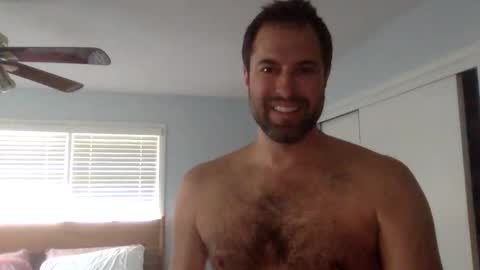 Snapshot of friskyfun123 chatting on 8, 4, 2026 friskyfun123 online show from 8, 4, 2026