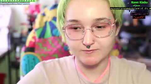 Snapshot of frogessjay chatting on 25, 6, 2026 Jaywise Frogfoot online show from 25, 6, 2026