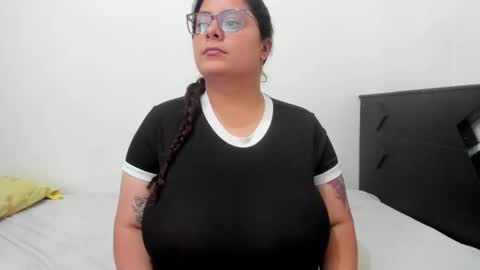 Lucy online show from 19, 9, 2025