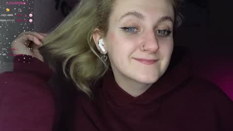 Snapshot of frosty_blueberries4 chatting on 26, 1, 2025 ANA online show from 26, 1, 2025