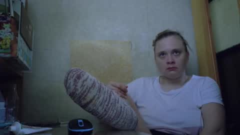 Snapshot of frumcake chatting on 23, 3, 2026 FrumCake online show from 23, 3, 2026