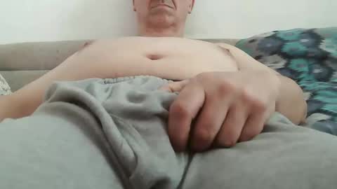 Snapshot of frycxxx chatting on 9, 3, 2026 frycxxx online show from 9, 3, 2026