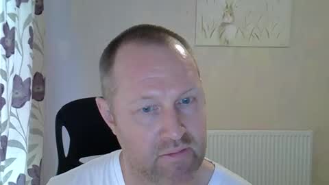 Snapshot of fuck_buddy_uk chatting on 4, 3, 2026 Fuck Buddy UK online show from 4, 3, 2026