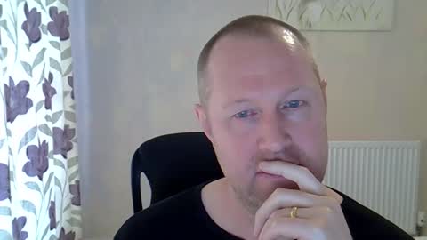 Snapshot of fuck_buddy_uk chatting on 7, 4, 2026 Fuck Buddy UK online show from 7, 4, 2026