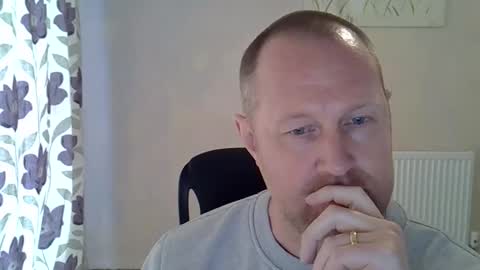 Snapshot of fuck_buddy_uk chatting on 22, 4, 2026 Fuck Buddy UK online show from 22, 4, 2026