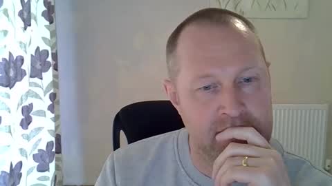 Snapshot of fuck_buddy_uk chatting on 23, 4, 2026 Fuck Buddy UK online show from 23, 4, 2026