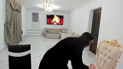 Angelique online show from 18, 1, 2025