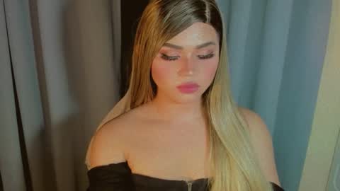 Snapshot of fuckdoll_rain chatting on 24, 3, 2026 R A I N M O R A L E S G M A I L . C O M online show from 24, 3, 2026