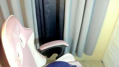 Snapshot of fuckdoll_rain chatting on 9, 4, 2026 R A I N M O R A L E S G M A I L . C O M online show from 9, 4, 2026