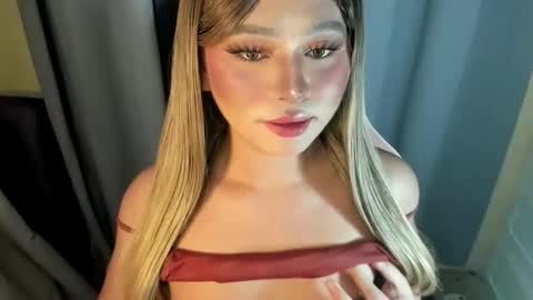 Snapshot of fuckdoll_rain chatting on 25, 4, 2026 R A I N M O R A L E S G M A I L . C O M online show from 25, 4, 2026