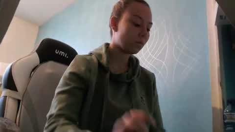 La online show from 28, 11, 2025