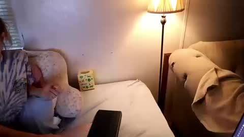 Snapshot of fuckmypussyplz1 chatting on 10, 10, 2025 fuckmypussyplz1 online show from 10, 10, 2025