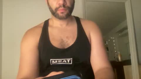 Snapshot of fuckyeahcoach chatting on 15, 11, 2025 Muscle Bear Jock in Training online show from 15, 11, 2025