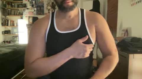 Snapshot of fuckyeahcoach chatting on 22, 11, 2025 Muscle Bear Jock in Training online show from 22, 11, 2025