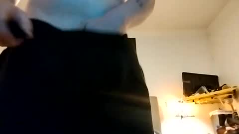 Snapshot of fucuhard420 chatting on 5, 10, 2025 pothead420 online show from 5, 10, 2025