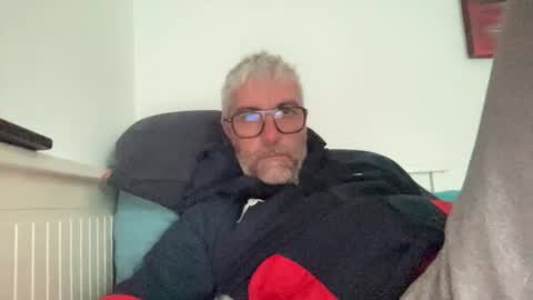 Snapshot of fucxa77 chatting on 1, 11, 2025 fucxa77 online show from 1, 11, 2025