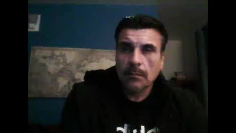 fuego1ento22 online show from 5, 3, 2025