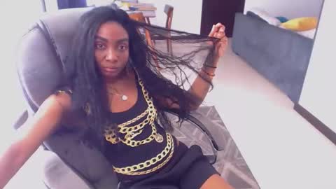 FuegoSecreto online show from 21, 12, 2025