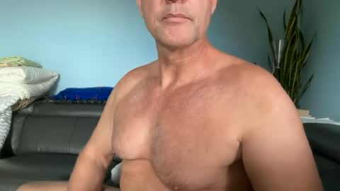 Snapshot of fuertecock chatting on 12, 7, 2026 Gregorio online show from 12, 7, 2026