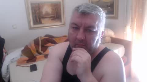 fukingcrazy online show from 8, 4, 2026