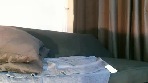 Pizzaz online show from 12, 11, 2025