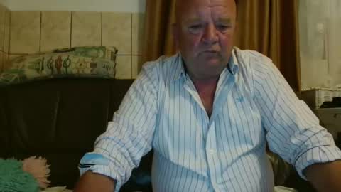 fullballs6 online show from 13, 9, 2025