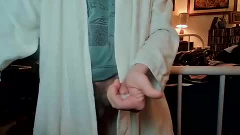 Snapshot of fullsvc chatting on 20, 2, 2025 fullsvc online show from 20, 2, 2025