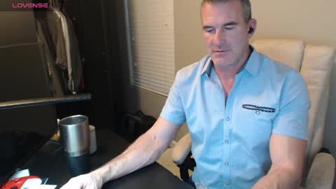 Snapshot of funfitmalelv2 chatting on 2, 4, 2026 funfitmalelv2 online show from 2, 4, 2026
