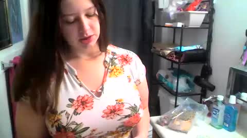 Linnys Palace online show from 22, 9, 2025