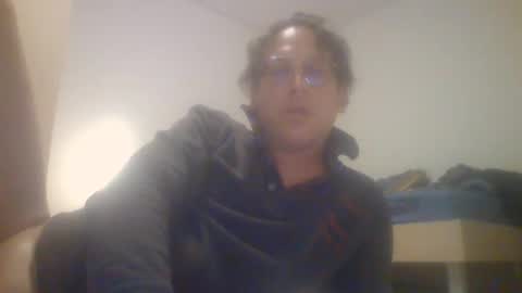 Snapshot of funneltunnel chatting on 1, 4, 2026 funneltunnel online show from 1, 4, 2026