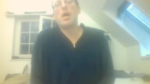 Snapshot of funneltunnel chatting on 19, 5, 2026 funneltunnel online show from 19, 5, 2026
