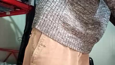 Italian men online show from 5, 12, 2025