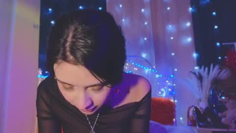 Tiffany online show from 19, 2, 2025