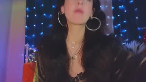 Tiffany online show from 8, 3, 2025