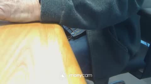 Snapshot of funolder62 chatting on 6, 4, 2026 funolder62 online show from 6, 4, 2026