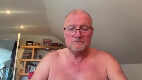Snapshot of funtime88888 chatting on 15, 4, 2026 funtime88888 online show from 15, 4, 2026
