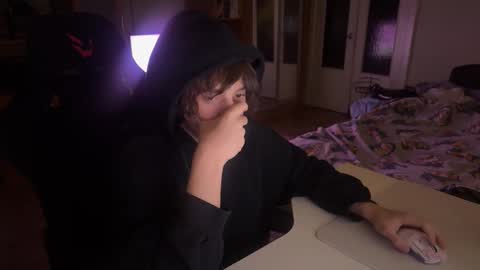 Snapshot of furiafap chatting on 24, 9, 2025 Edward online show from 24, 9, 2025