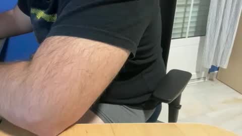 fuzitzu2 online show from 4, 11, 2025