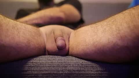 Snapshot of fvckinginfamouz chatting on 20, 11, 2025 The Chillest Daddy online show from 20, 11, 2025