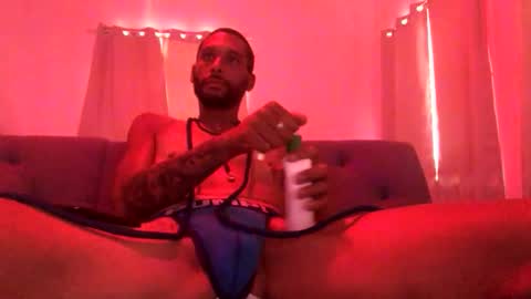 Snapshot of fvvkboyy chatting on 18, 10, 2025 fvvkboyy online show from 18, 10, 2025