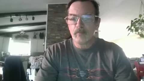 Snapshot of fxson8 chatting on 23, 4, 2026 fxson8 online show from 23, 4, 2026