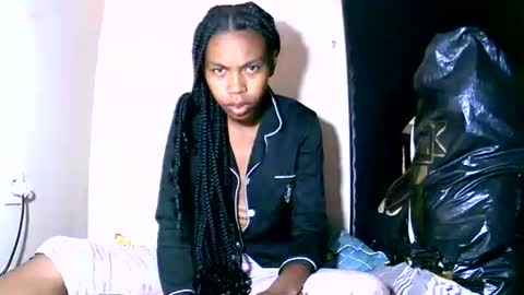 Snapshot of fyah1027 chatting on 12, 1, 2026 fyah1027 online show from 12, 1, 2026