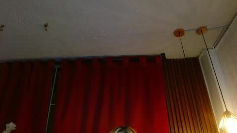 Snapshot of fyreandfox_ chatting on 7, 4, 2026 FIRE AND FOX online show from 7, 4, 2026