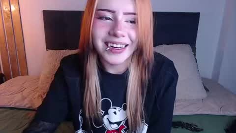Snapshot of fyreandfox_ chatting on 26, 6, 2026 FIRE AND FOX online show from 26, 6, 2026